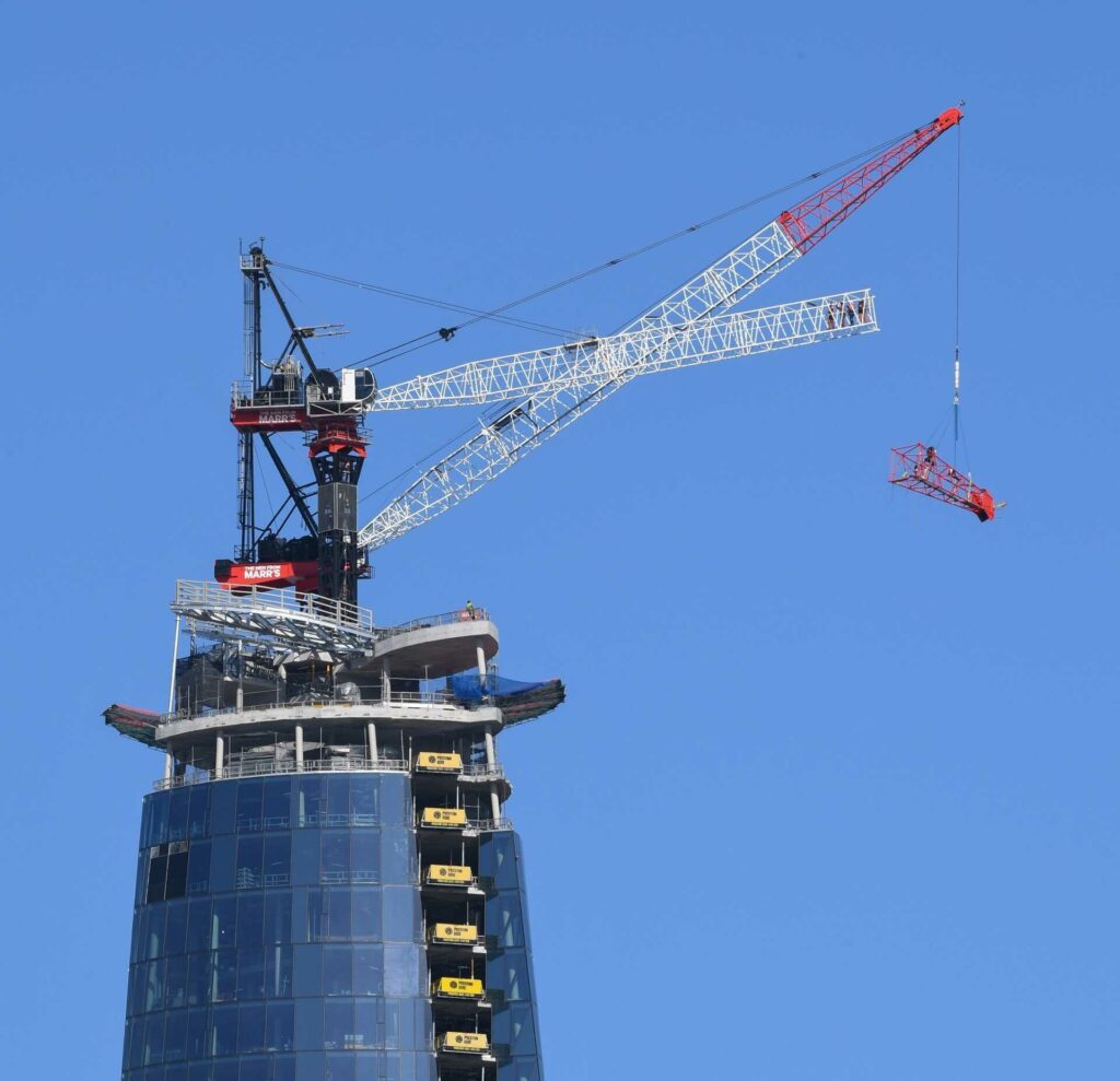 M390D long boom crane
