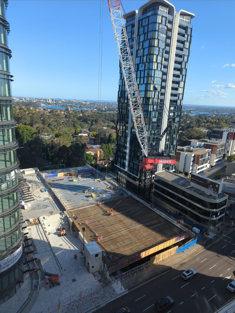Marr’s M2480D had to operate on a tight site, wedged between high-rise buildings, an arterial road and a major rail corridor.