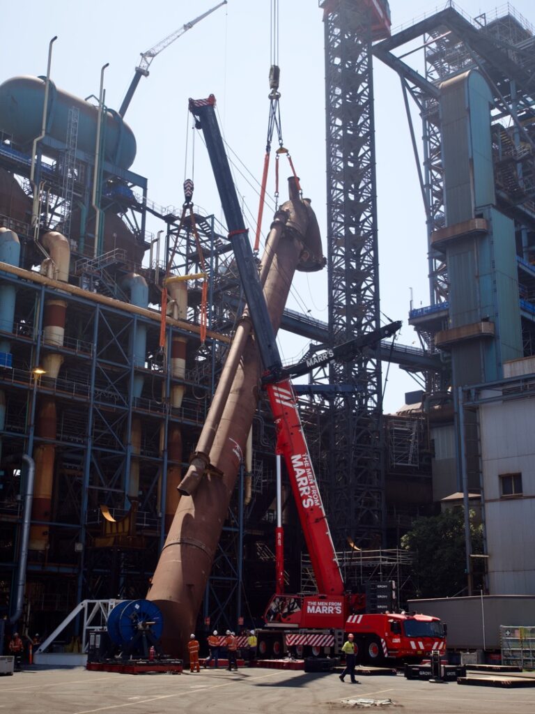 's 400T Grove mobile crane assisting in rotating the downcomer